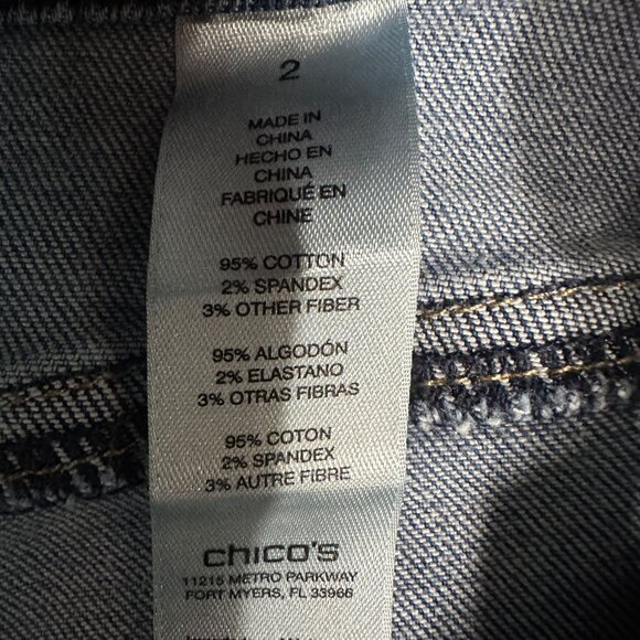 Chicos Womens 2/12 Platinum Boyfriend Jeans Light Wash Denim Distressed Stretch - Picture 8 of 13